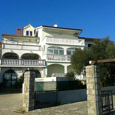 Apartmani Djurda Krk Town Extérieur photo