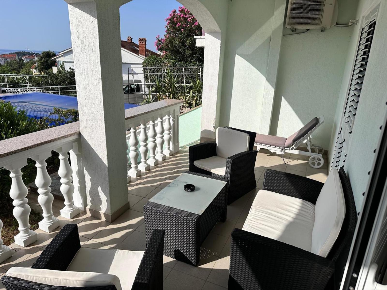 Apartmani Djurda Krk Town Extérieur photo