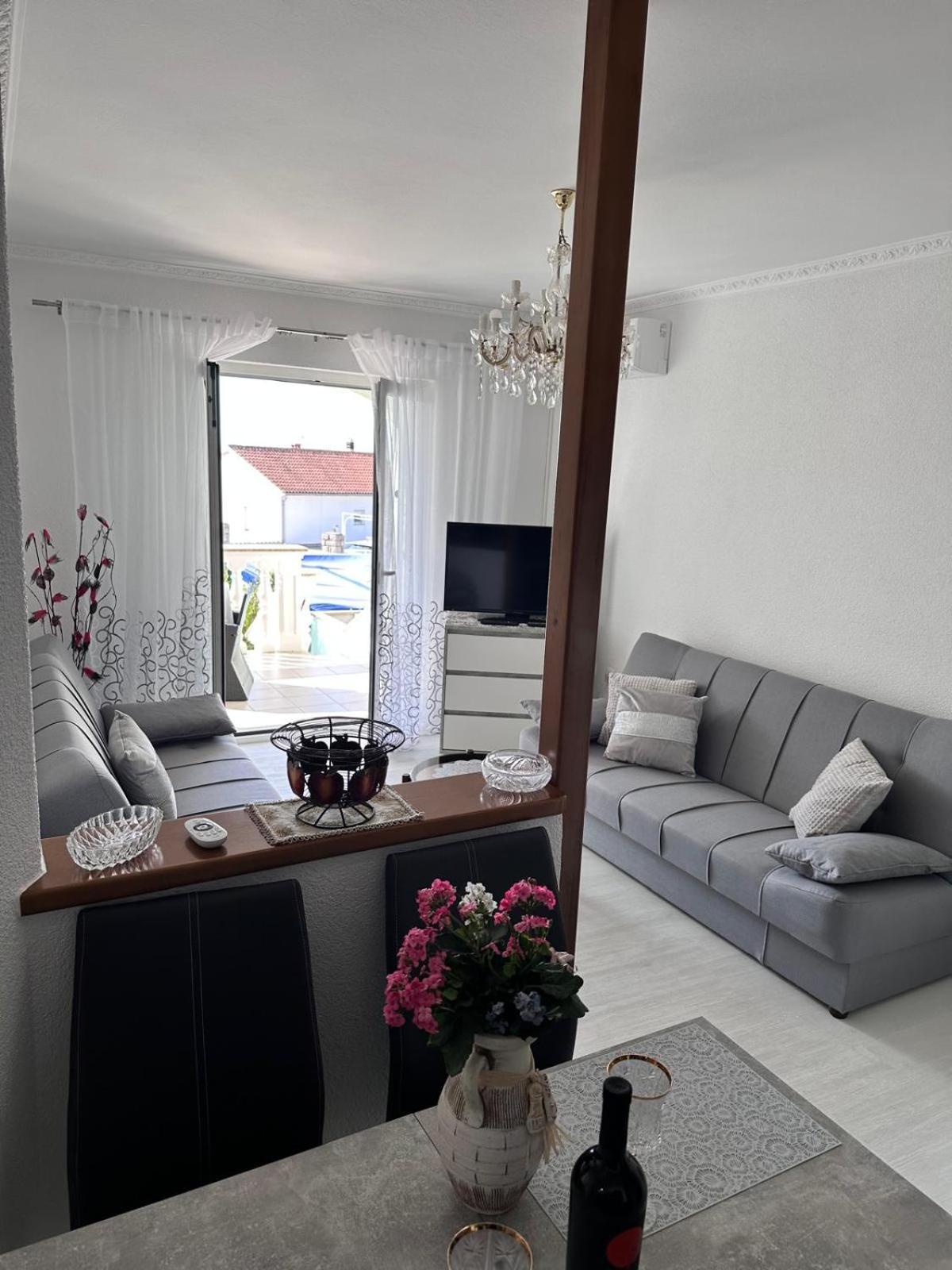 Apartmani Djurda Krk Town Extérieur photo